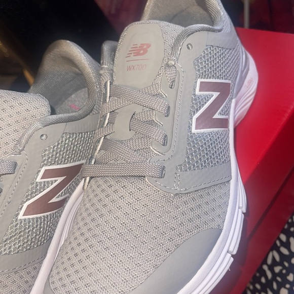 New Balance Shoes - NWT NEW BALANCE RUNNING SNEAKERS